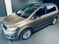 Usata VW Golf VI Style 105 CV (77 kW) 2011 Marrone Utilitaria