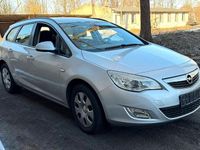 Gebraucht Opel Astra 125 PS (91 kW) 2011 Silber Kombi