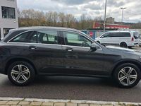 Gebraucht Mercedes GLC220 194 PS (142 kW) 2019 Graphitgrau SUV