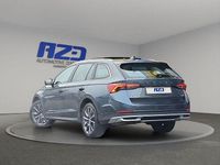 Gebraucht Skoda Octavia Scout 200 PS (147 kW) 2021 Quarzgrau metallic Kombi