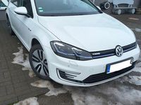 Gebraucht VW Golf 100 kW (136 PS) 2020 Weiß Limousine