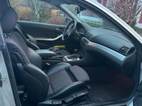 Gebraucht BMW 320 150 PS (110 kW) 2000 Silber Coupé