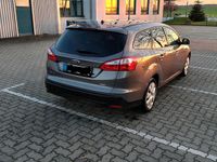 Gebraucht Ford Focus 99 PS (72 kW) 2014 Silber Kombi