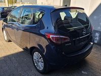 Używany Opel Meriva Active 120 KM (88 kW) 2014 Niebieski Minivan