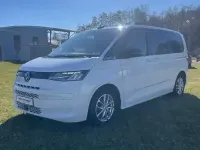 Second-hand VW Multivan Basis 150 CP (110 kW) 2023 Alb Monovolum