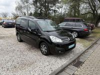 Gebraucht Citroën Berlingo Shine 99 PS (72 kW) 2018 Lack onyx schwarz/deckende Van / Kleinbus
