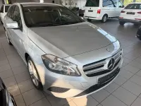 Gebraucht Mercedes A180 122 PS (89 kW) 2012 Silber Kleinwagen