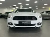 Gebraucht Ford Mustang GT 426 PS (313 kW) 2017 Weiß Coupé