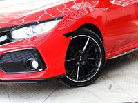 Gebraucht Honda Civic 129 PS (94 kW) 2017 Rot Limousine