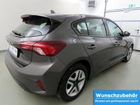 Gebraucht Ford Focus 120 PS (88 kW) 2022 Grau Limousine