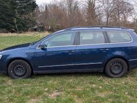 Gebraucht VW Passat 143 PS (105 kW) 2010 Blau Kombi