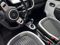 Gebraucht Renault Twingo Intens 60 kW (82 PS) 2022 Grau Kleinwagen