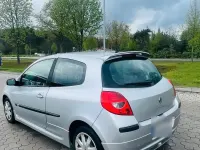 Gebraucht Renault Clio II 60 PS (44 kW) 2007 Silber Kleinwagen