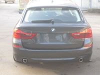 Gebraucht BMW 520 190 PS (139 kW) 2019 Grau Kombi
