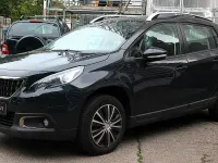Gebraucht Peugeot 2008 Active 131 PS (96 kW) 2019 Grau SUV