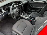 Gebraucht Audi A4 Ambiente 120 PS (88 kW) 2011 Rot Limousine