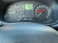 Gebraucht Skoda Roomster 63 PS (46 kW) 2014 Weiß Van / Kleinbus