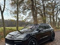 Gebraucht Porsche Cayenne Turbo Chrono 549 PS (403 kW) 2018 Schwarz SUV