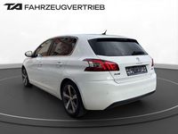 Gebraucht Peugeot 308 Allure 131 PS (96 kW) 2017 Weiß Limousine