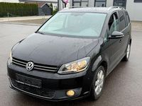 Gebraucht VW Touran Style 140 PS (102 kW) 2011 Schwarz Van / Kleinbus
