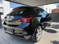 Gebraucht Opel Astra Design Edition 140 PS (102 kW) 2010 Schwarz Limousine