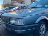 Gebraucht VW Passat 90 PS (66 kW) 1990 Grau Limousine