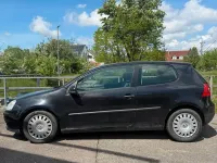 Gebraucht VW Golf V 85 PS (62 kW) 2005 Schwarz Kleinwagen