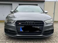 Gebraucht Audi S3 300 PS (220 kW) 2015 Grau Limousine