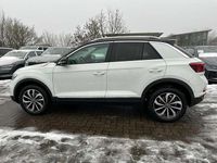Neu VW T-Roc 150 PS (110 kW) 2025 Indiumgrau metallic mit dachfarbe in deep black perleffekt SUV