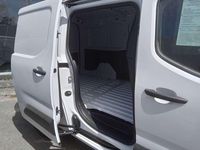 Nowe Opel Combo Basis 102 KM (75 kW) 2026 Biały Minivan