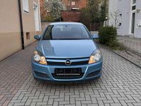 Używany Opel Astra Elegance 90 KM (66 kW) 2005 Sedan/Limuzyna