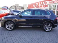 Gebraucht VW Tiguan R-line 239 PS (175 kW) 2020 Deep black perleffect SUV