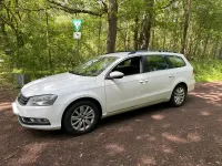 Usata VW Passat 140 CV (102 kW) 2011 Bianco Station wagon
