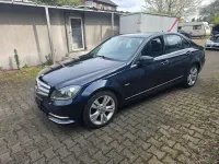 Gebraucht Mercedes C350 Elegance 306 PS (225 kW) 2011 Blau Limousine
