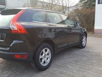 Gebraucht Volvo XC60 Momentum 222 PS (163 kW) 2012 Schwarz metallic SUV