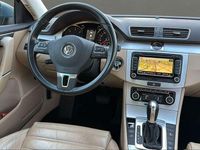 Gebraucht VW Passat Highline 170 PS (125 kW) 2011 Grau Limousine