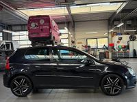 Gebraucht VW Golf V 140 PS (102 kW) 2005 Schwarz Kleinwagen