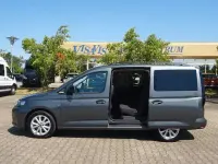 Gebraucht VW Caddy Maxi Life 116 PS (85 kW) 2023 Grau Van / Kleinbus