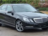 Gebraucht Mercedes E350 Avantgarde 265 PS (194 kW) 2012 Schwarz Limousine