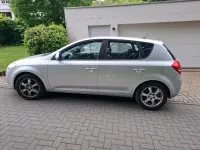 Gebraucht Kia Ceed 125 PS (91 kW) 2007 Silber Kleinwagen