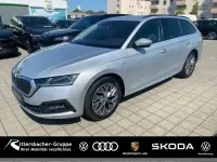 Gebraucht Skoda Octavia Ambition 150 PS (110 kW) 2023 Brilliantsilber metallic Kombi