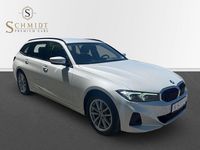Gebraucht BMW 320 190 PS (139 kW) 2023 Mineralweiß Kombi