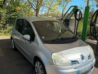 Gebraucht Renault Modus 85 PS (62 kW) 2009 Silber Van / Kleinbus