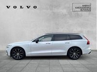 Gebraucht Volvo V60 Plus 398 PS (292 kW) 2022 Crystal white pearl / metallic Kombi
