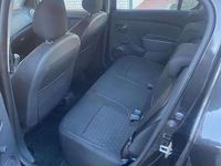 Gebraucht Dacia Sandero 90 PS (66 kW) 2016 Schwarz Limousine