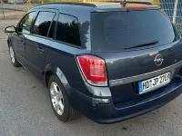 Gebraucht Opel Astra Edition 140 PS (102 kW) 2006 Kombi