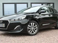 Gebraucht Hyundai i30 116 PS (85 kW) 2019 Schwarz Kombi