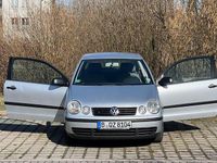 Gebraucht VW Polo 65 PS (47 kW) 2002 Silber Limousine