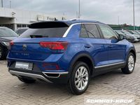 Gebraucht VW T-Roc Style 150 PS (110 kW) 2023 Ravennablau (blau) SUV