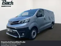 Gebraucht Toyota Proace 144 PS (105 kW) 2022 Bismutsilber metallic Van / Kleinbus